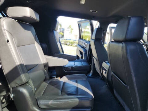 2024 Chevrolet Suburban LT