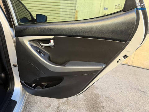 2016 Hyundai Elantra