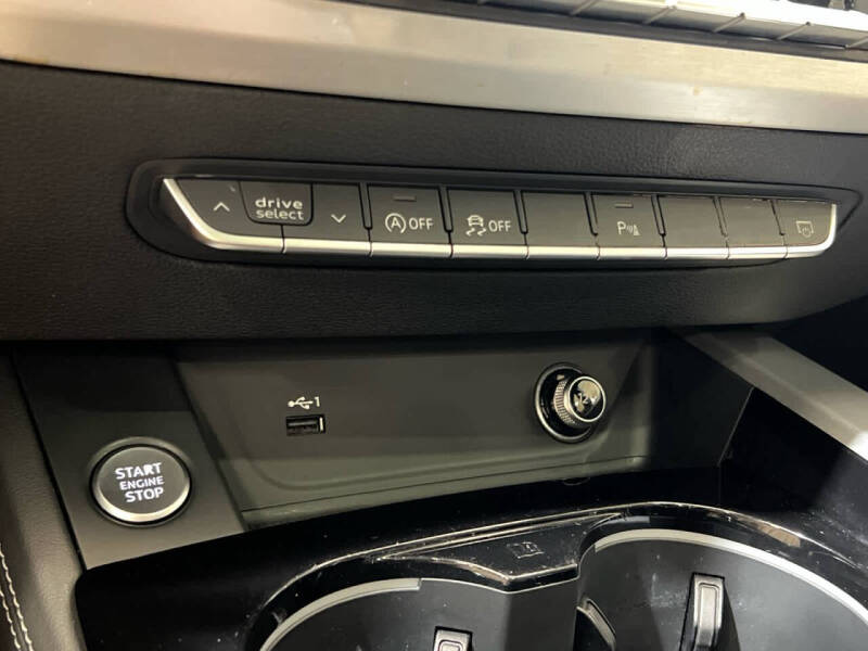 2020 Audi A4 quattro Premium Plus 45 TFSI