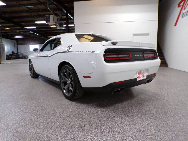 2015 Dodge Challenger SXT Plus