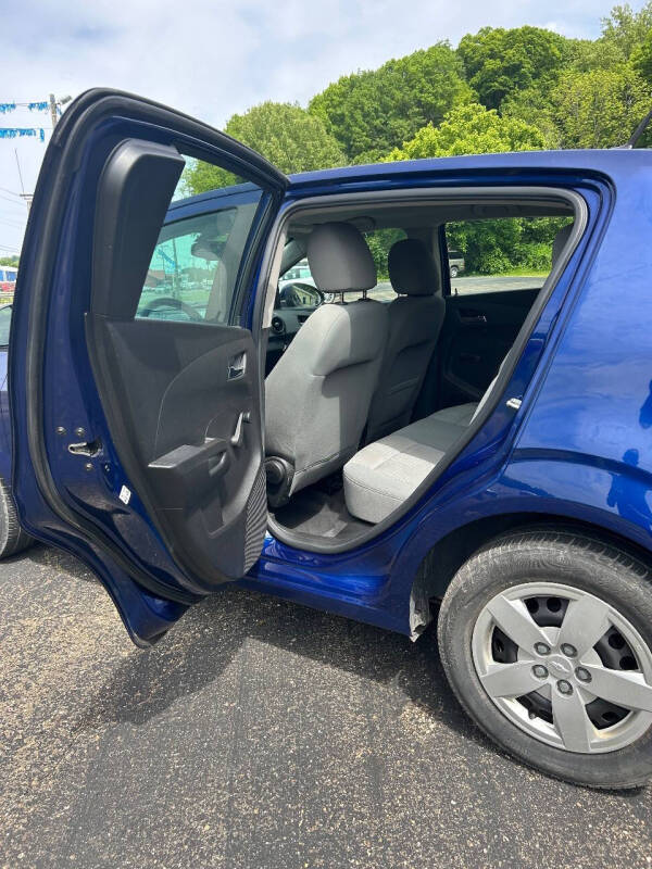 2014 Chevrolet Sonic LS Auto