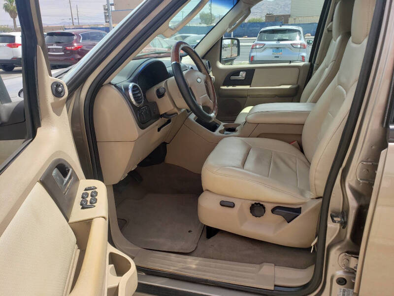 2003 Ford Expedition XLT