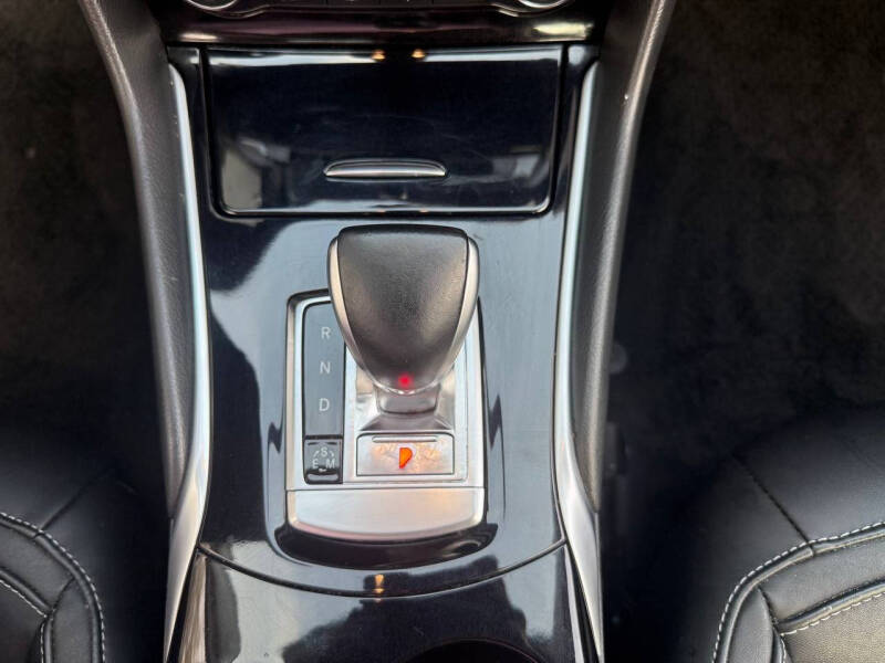 2018 Infiniti QX30 Premium