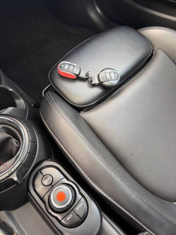 2015 MINI Hardtop 2 Door Cooper S