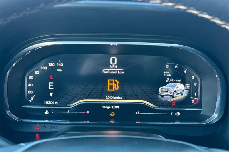 2024 GMC Yukon XL AT4