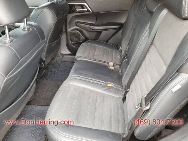 2022 Mitsubishi Outlander SE