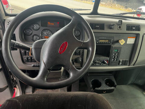 2013 Peterbilt 337