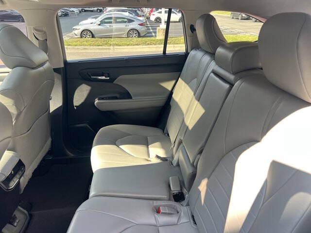 2022 Toyota Highlander XLE