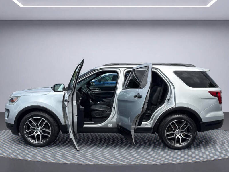 2019 Ford Explorer Sport