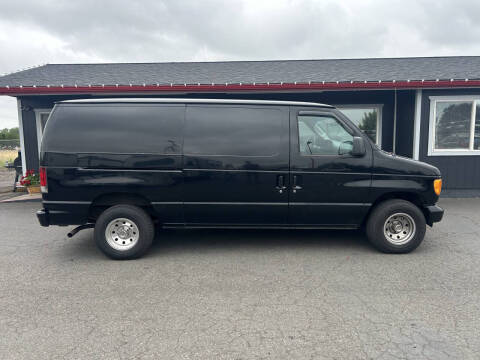 2003 Ford E-Series E-150 Base
