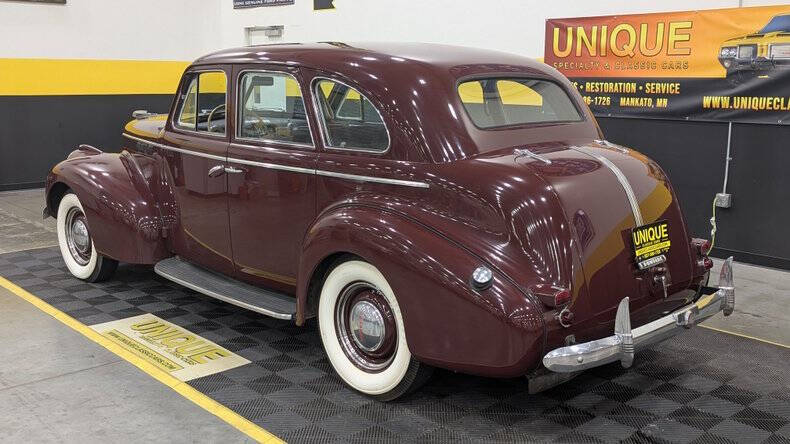 1940 Pontiac Silverstreak