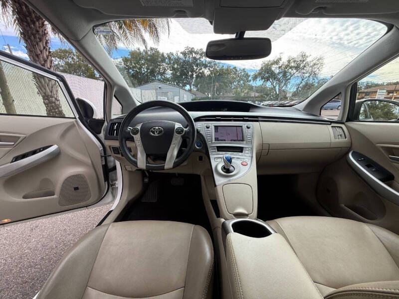 2013 Toyota Prius Five