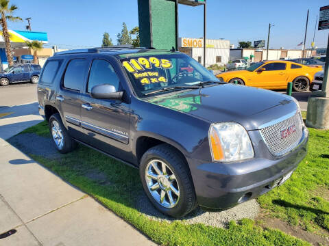 2008 GMC Yukon for sale at Showcase Luxury Cars II in Fresno CA