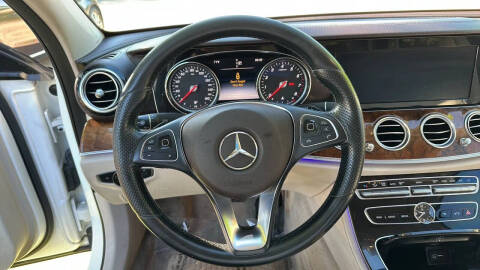 2017 Mercedes-Benz E-Class E 300 4MATIC