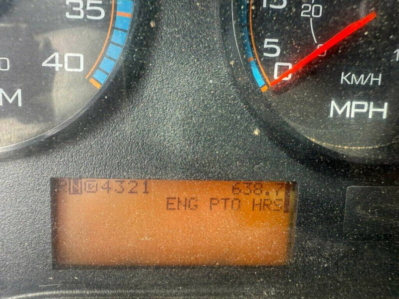 2013 International WorkStar 7400