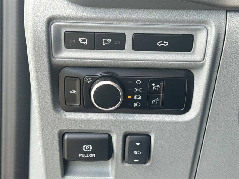 2024 Ford F-150 Lightning XLT