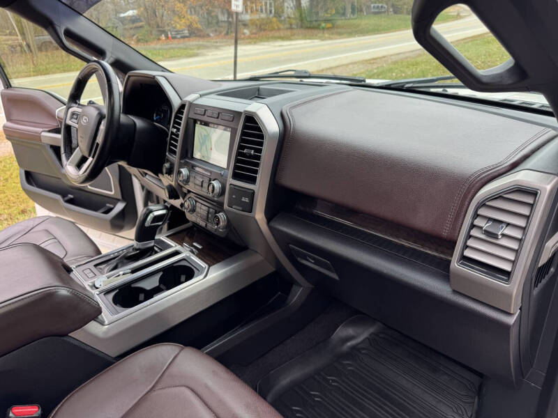 2017 Ford F-150 Platinum