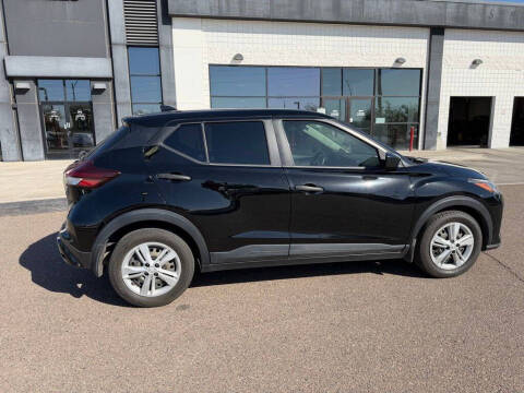 2022 Nissan Kicks S