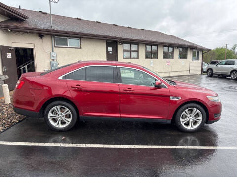 2018 Ford Taurus SEL