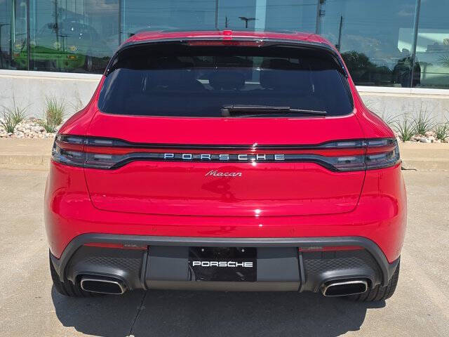 2026 Porsche Macan