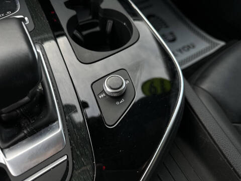 2019 Audi Q7 quattro SE Premium 55 TFSI