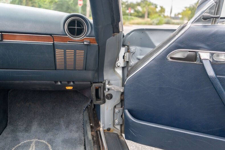 1981 Mercedes-Benz SL-Class