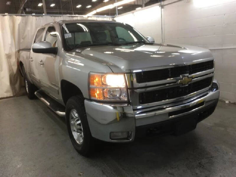 2007 Chevrolet Silverado 2500HD for sale at Used Auto LLC in Kansas City MO