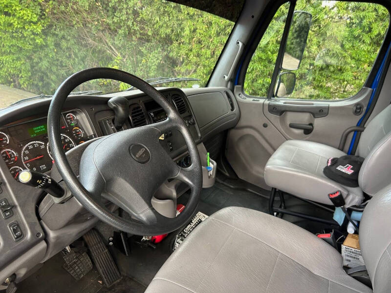 2022 Freightliner M2 106 Medium Duty