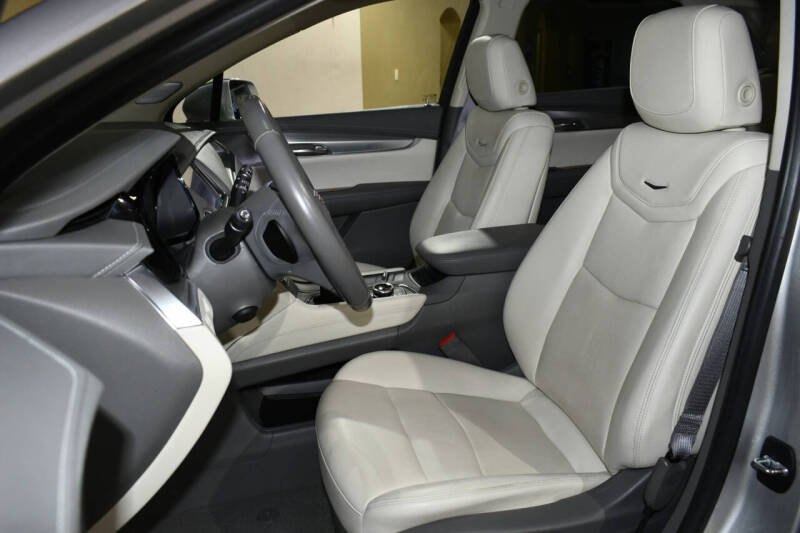 2020 Cadillac XT5 Premium Luxury