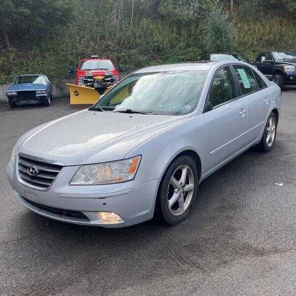 2009 Hyundai SONATA for sale at Green Light Auto in Bridgeton, NJ