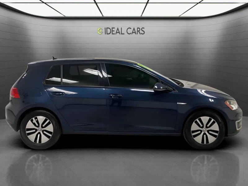 2016 Volkswagen e-Golf SE