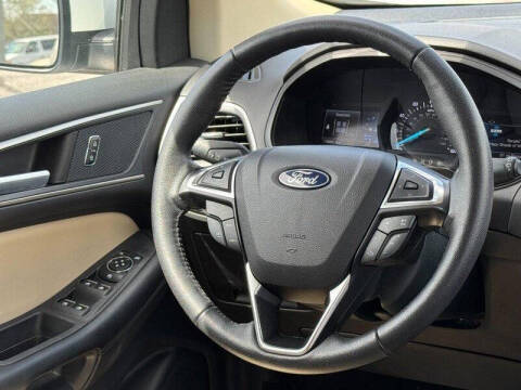 2023 Ford Edge
