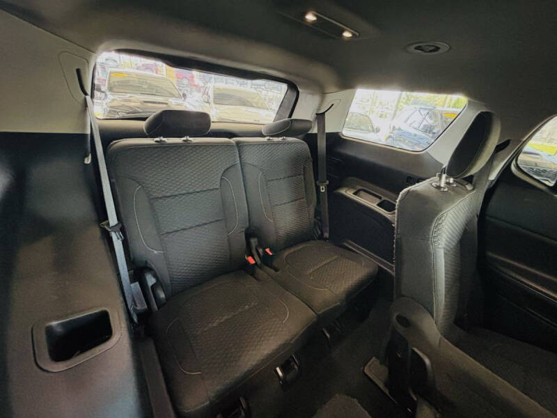 2019 GMC Acadia SLE-2