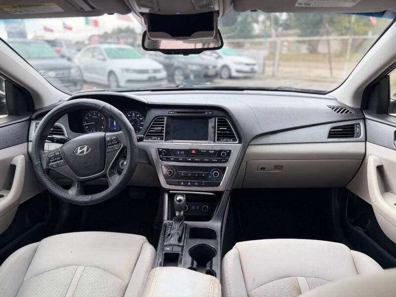 2016 Hyundai Sonata SE