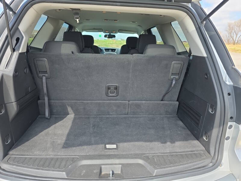 2016 GMC Acadia SLE-2