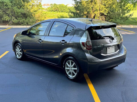 2012 Toyota Prius c Three