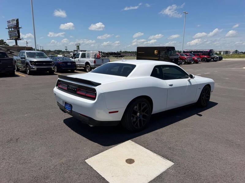 2016 Dodge Challenger R/T Plus Shaker
