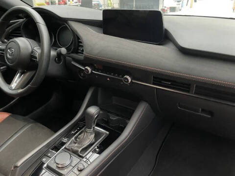 2024 Mazda Mazda3 Hatchback 2.5 Carbon Turbo