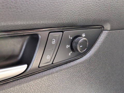 2021 Volkswagen Passat R-Line