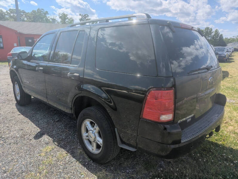 2004 Ford Explorer XLT