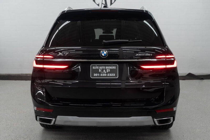 2025 BMW X7 xDrive40i