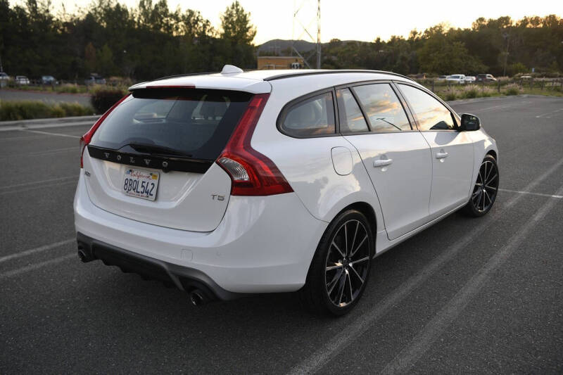 2018 Volvo V60 T5 Dynamic