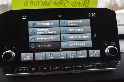 2024 Mitsubishi Outlander SE