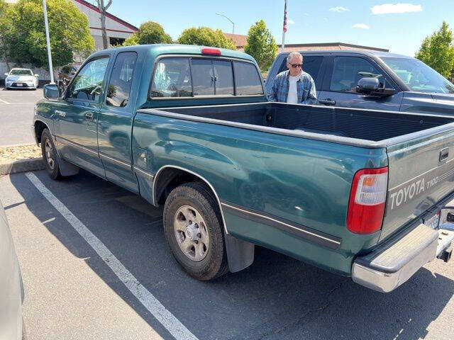 1998 Toyota T100 SR5