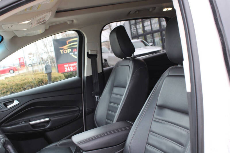 2019 Ford Escape SEL