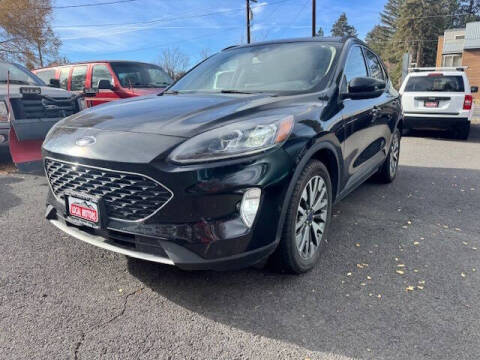 2020 Ford Escape Titanium