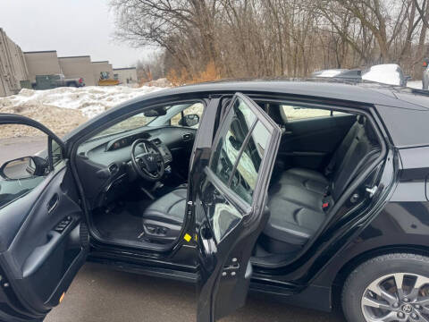 2019 Toyota Prius XLE