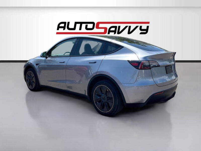 2024 Tesla Model Y Long Range