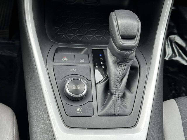 2019 Toyota RAV4 Hybrid XLE