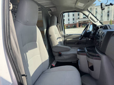 2013 Ford E-Series E-250